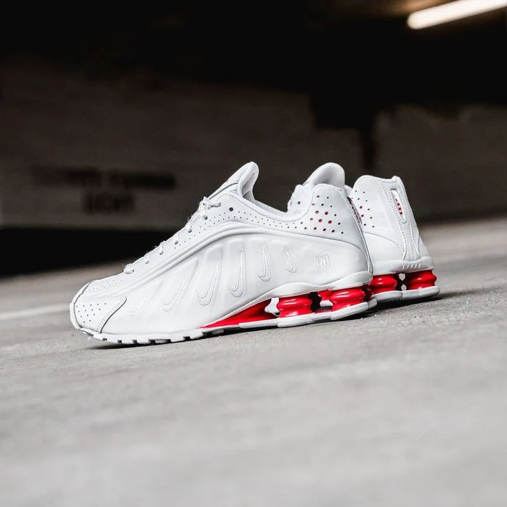 Shox R4 Platinum Tint