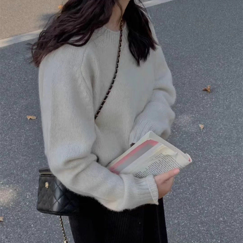 Loose Fit Round Neck Pullover Sweater